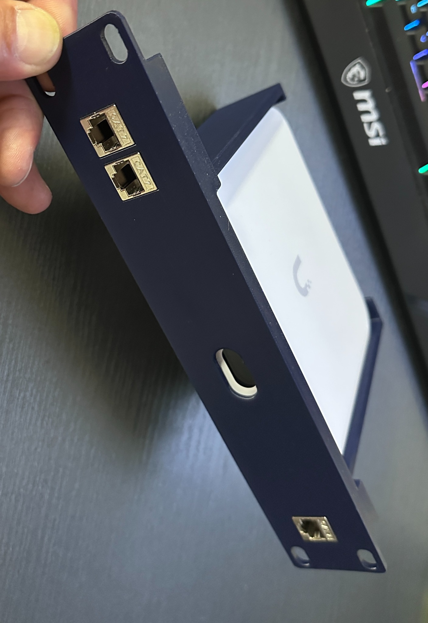 Originaler Rack Mount für Cloud Gateway